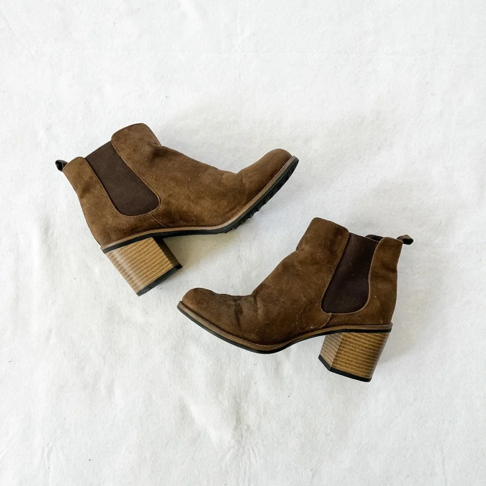 WM | Booties - Picture 1 of 6